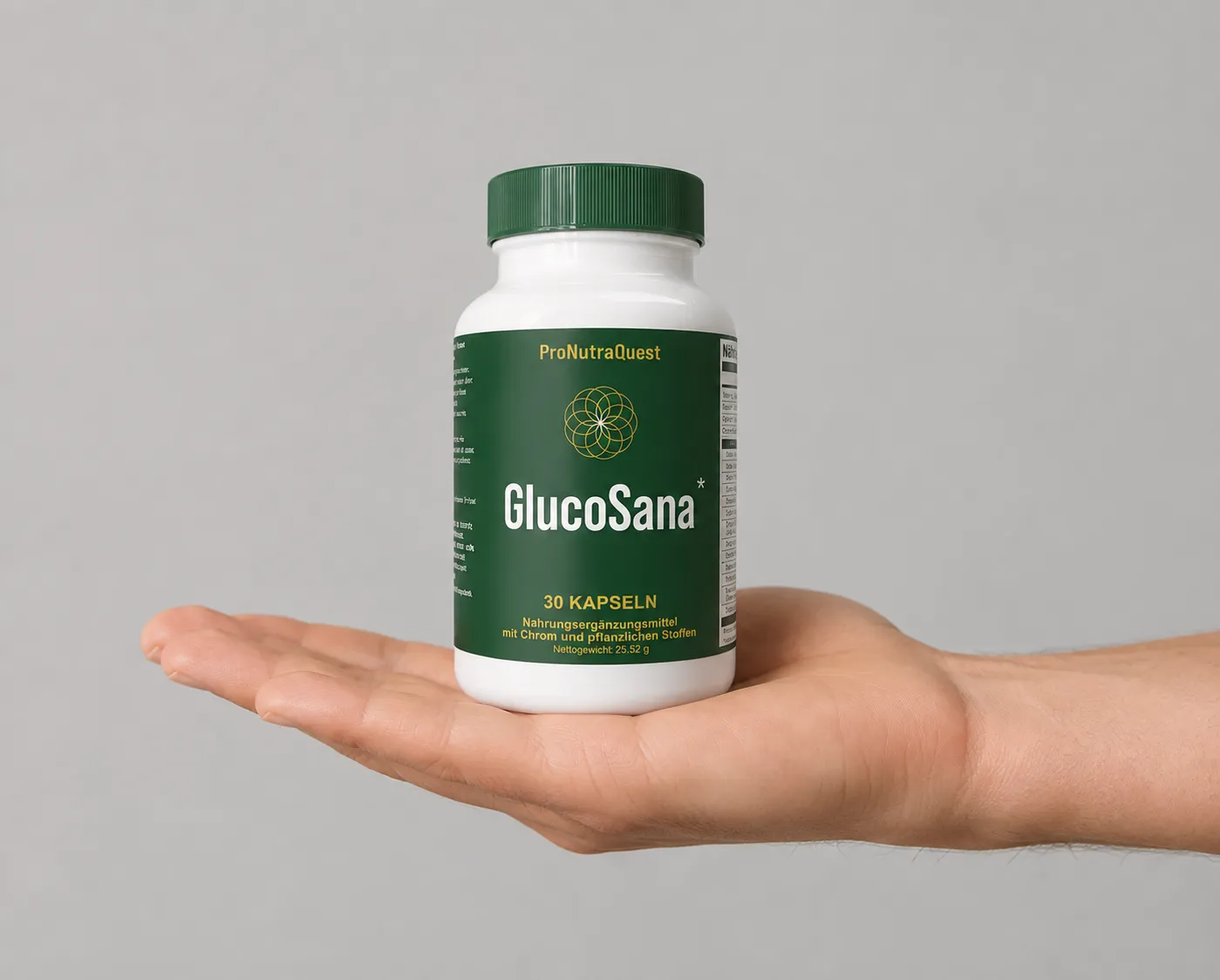 GlucoSana — Verpackung in der Hand