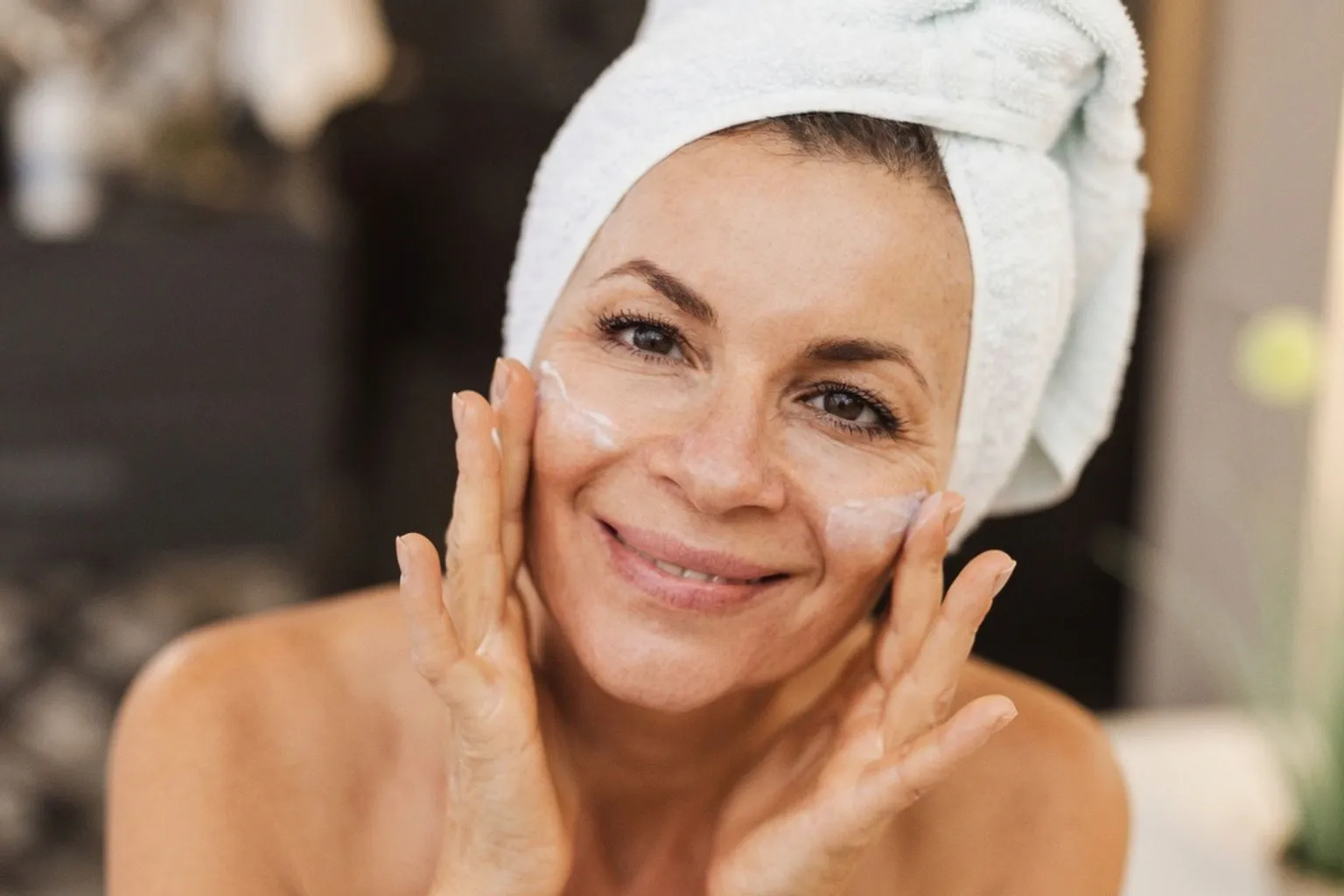 PDRN in der Hautpflege: Was der neue Anti-Aging-Wirkstoff wirklich leistet