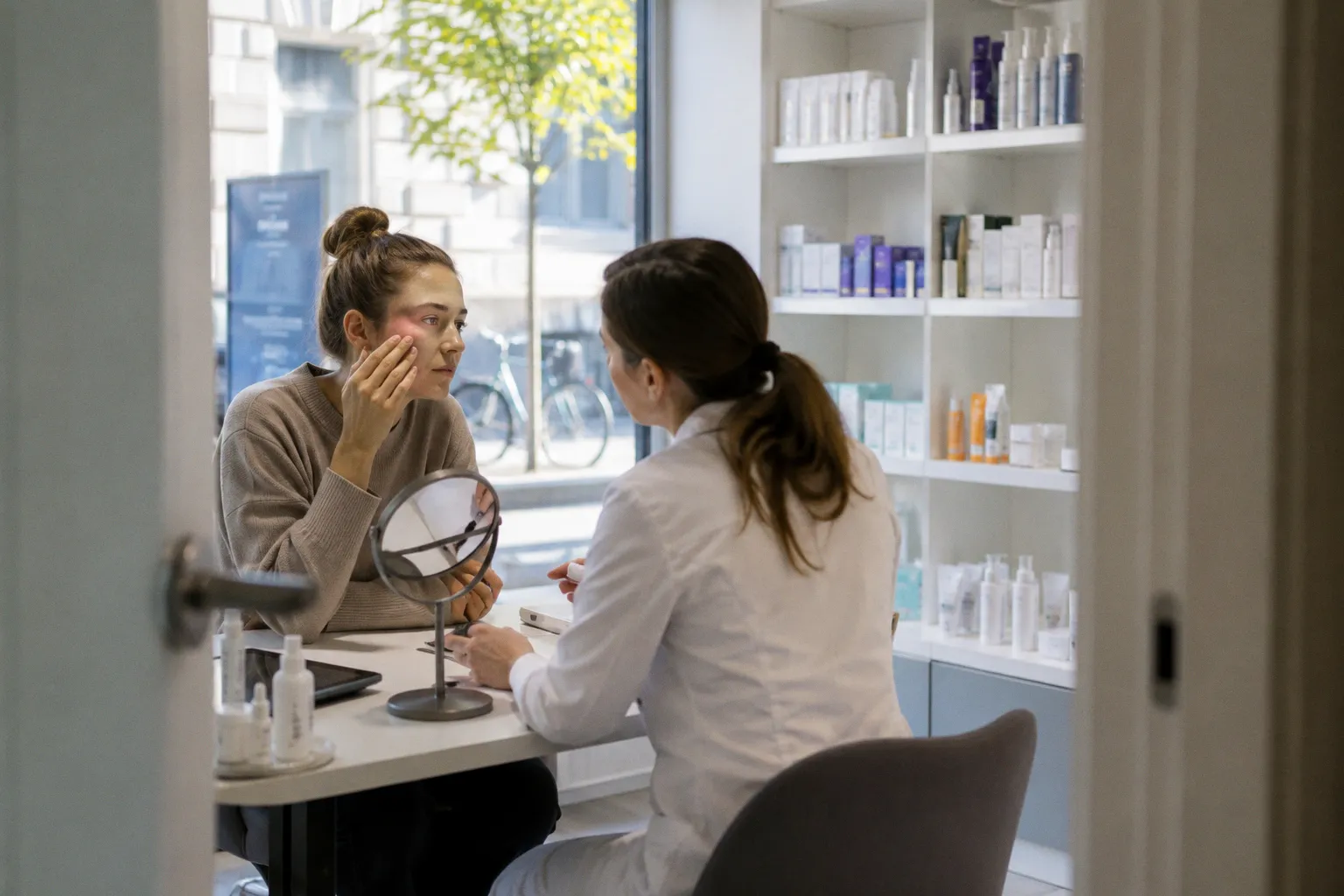 Warum virale Skincare-Trends Ihrer Hautbarriere schaden können
